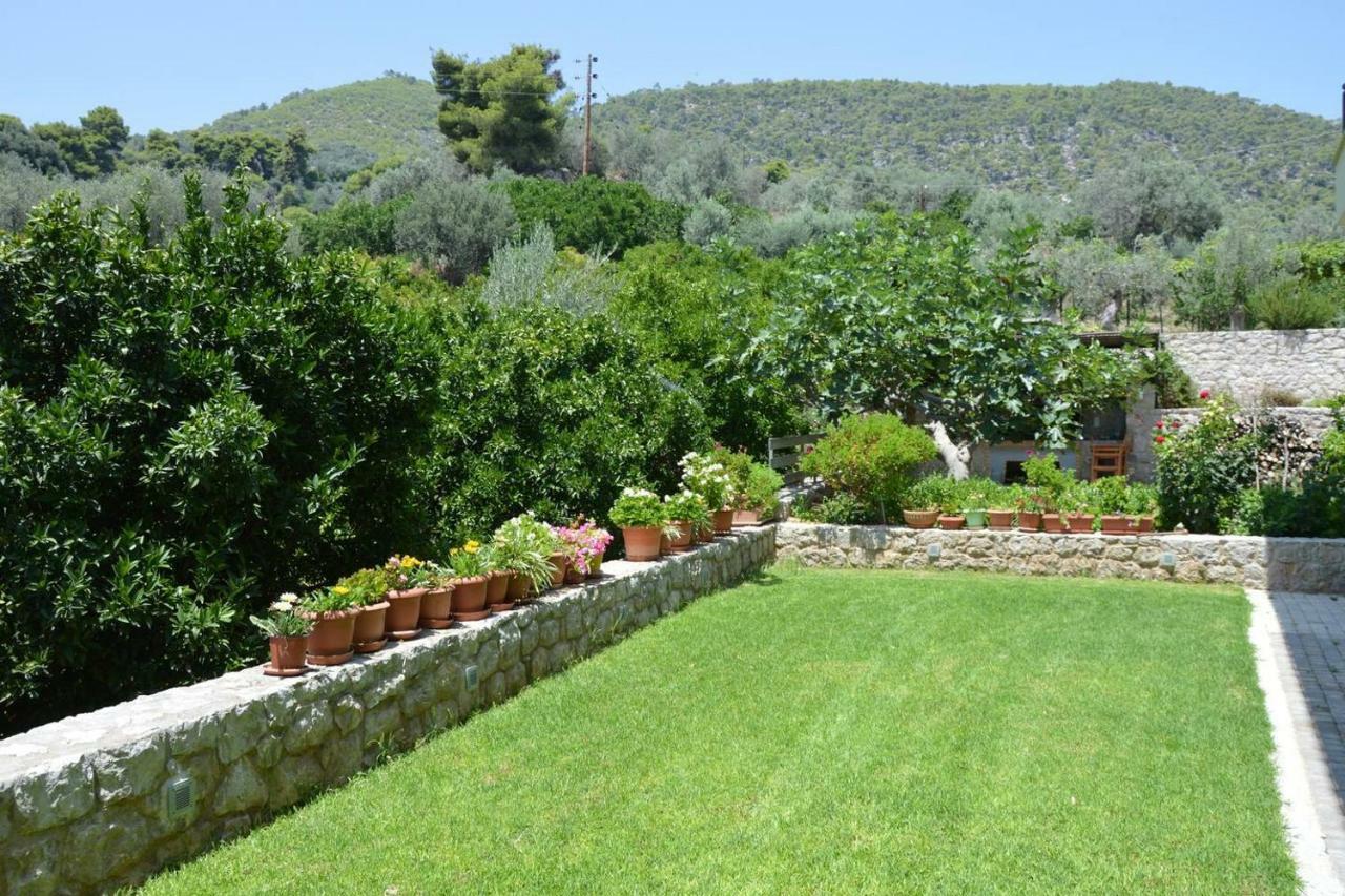 Spiti Portokali Apartment Epidaurus Ngoại thất bức ảnh